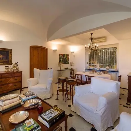 فيلة Portofino Luxury *
